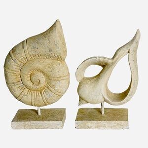 Sculpture Art Nautical Statue Seashell Conch Figurines Beach Home Decor